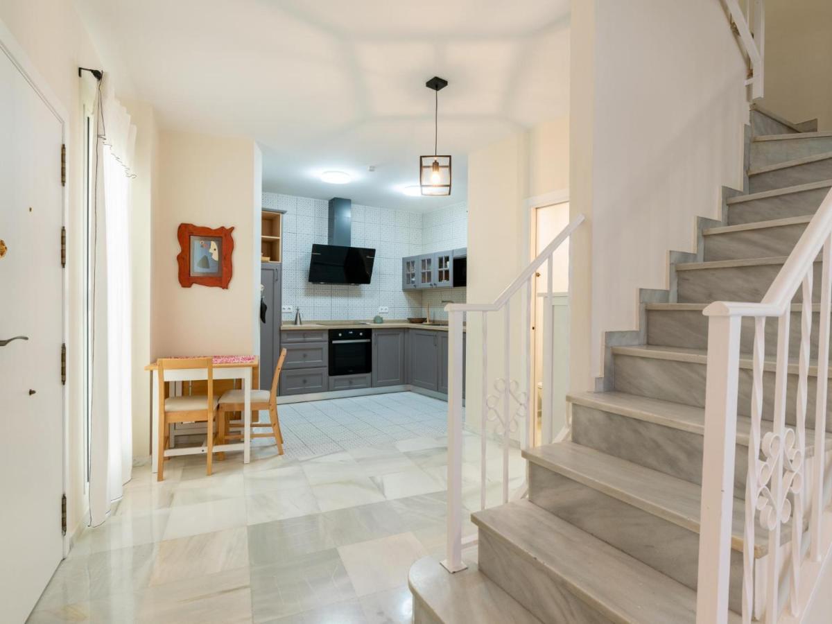 סביליה Holi-Rent Penthouse Penuelas מראה חיצוני תמונה